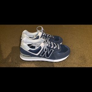 New Balance 574 size 8.5 navy blue